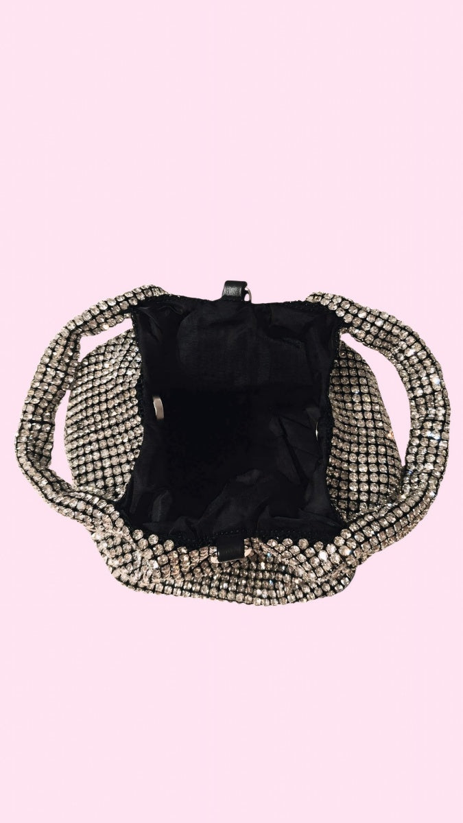 Borsa in strass con tracolla rimovibile e chiusura a clip