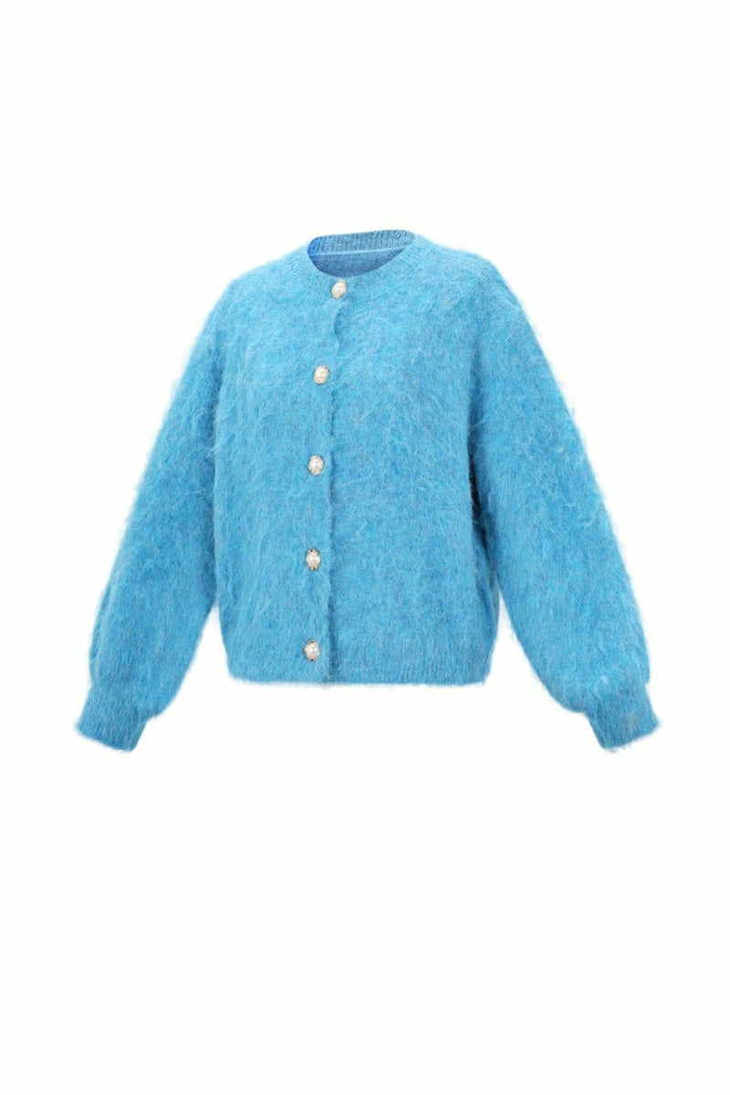 Golfino color cielo con bottoni perla