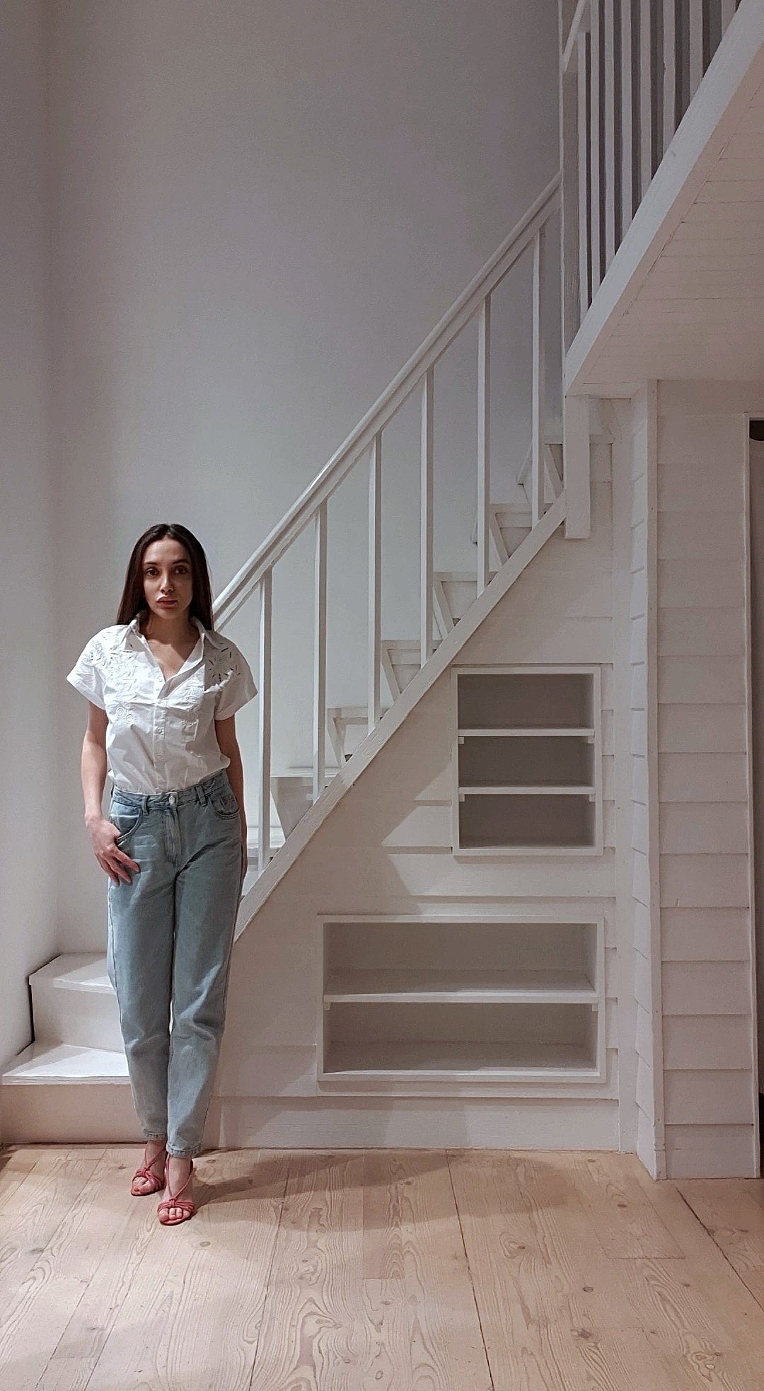Camicia con ricami sul davanti
