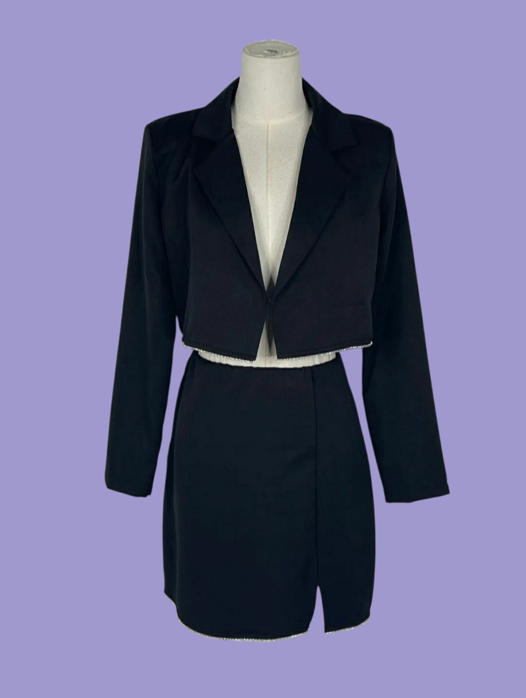 Completo blazer/top e gonna con strass